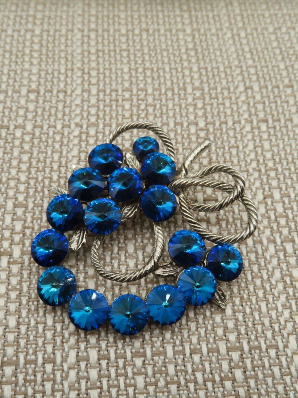 Vintage Rivoli Rhinestone Floral and Silver Tone Brooch - Picture 4 of 6